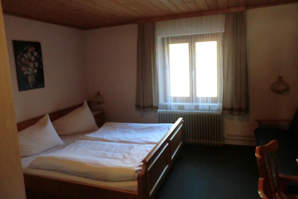 Weisses Roessl Werfen Hotel Room photo